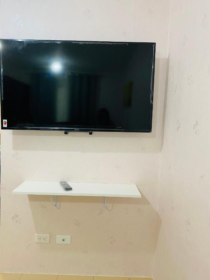 8 Spatial Condominium Davao City Eksteriør bilde