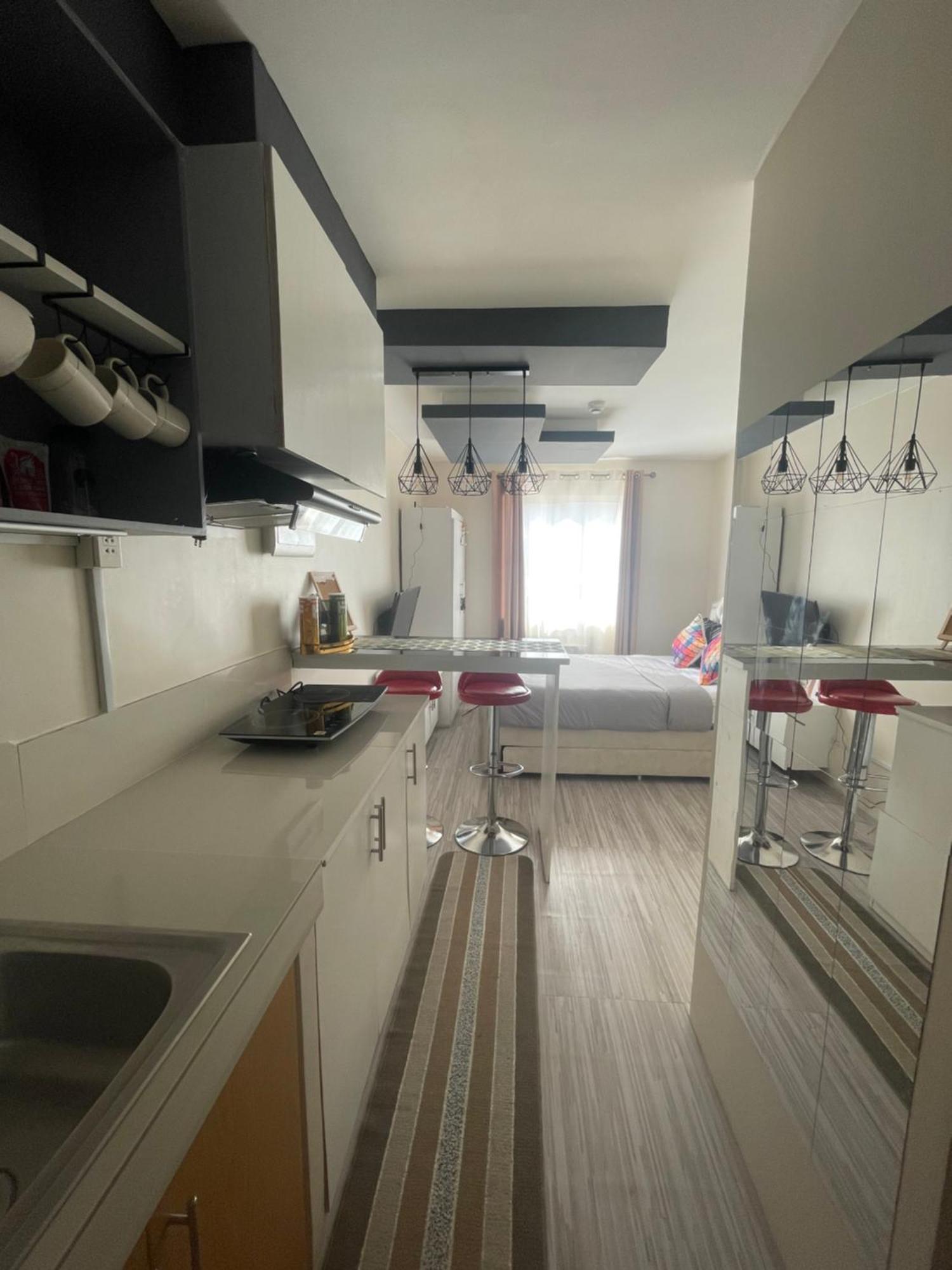 8 Spatial Condominium Davao City Eksteriør bilde